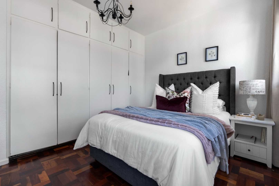 1 Bedroom Property for Sale in Green Point Western Cape